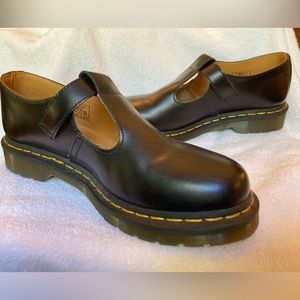 Dr. Martens Polley Smooth Leather Mary Janes (size 8)